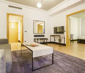Suite (family) hotel ilunion bilbao Suite (family) hotel ilunion bilbao
