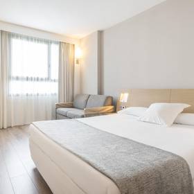 Double room ilunion valencia hotel ilunion valencia 4 Double room ilunion valencia hotel ilunion valencia 4