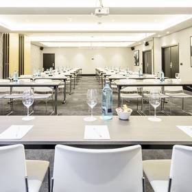 Meeting room hotel ilunion bilbao Meeting room hotel ilunion bilbao