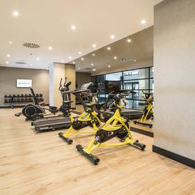 GYM ILUNION PIO XII GYM ILUNION PIO XII