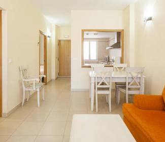 Two bedroom apartment with garden access Aparthotel ILUNION Sancti Petri Cádiz Two bedroom apartment with garden access Aparthotel ILUNION Sancti Petri Cádiz