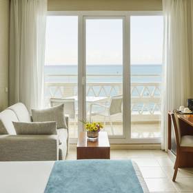 Room Hotel ILUNION Fuengirola Room Hotel ILUNION Fuengirola