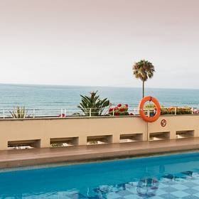 Outdoor swimming pool Hotel ILUNION Fuengirola Outdoor swimming pool Hotel ILUNION Fuengirola