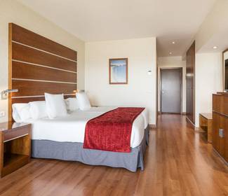 Double Room Double Room