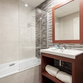 Bathroom ilunion mijas hotel Bathroom ilunion mijas hotel