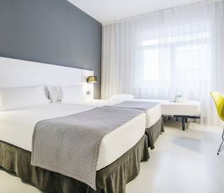 Double room with supplementary bed Hotel ILUNION Bilbao