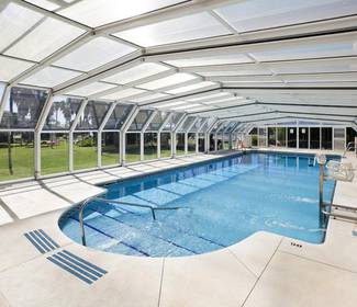 Indoor swimming pool hotel ilunion islantilla huelva Indoor swimming pool hotel ilunion islantilla huelva