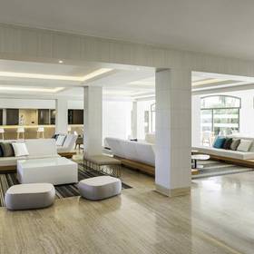 Lobby cafeteria hotel ilunion islantilla hotel ilunion islantilla huelva Lobby cafeteria hotel ilunion islantilla hotel ilunion islantilla huelva