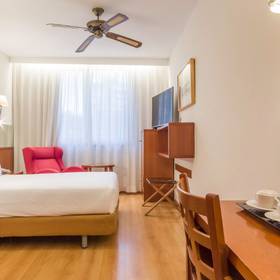 Double room Hotel ILUNION Les Corts Spa Barcelona Double room Hotel ILUNION Les Corts Spa Barcelona