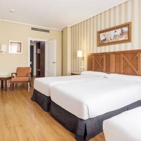 Room Hotel ILUNION Alcora Sevilla Seville Room Hotel ILUNION Alcora Sevilla Seville