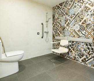 Disabled accessible room hotel ilunion las lomas mérida Disabled accessible room hotel ilunion las lomas mérida