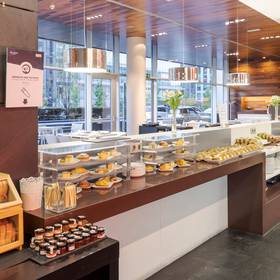 Breakfast hotel ilunion atrium madrid Breakfast hotel ilunion atrium madrid