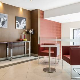 Reception Hotel ILUNION Auditori Barcelona Reception Hotel ILUNION Auditori Barcelona
