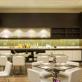 Breakfast buffet ilunion suites madrid hotel ilunion suites madrid Breakfast buffet ilunion suites madrid hotel ilunion suites madrid