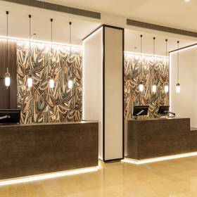 Reception hotel ilunion valencia 4 Reception hotel ilunion valencia 4