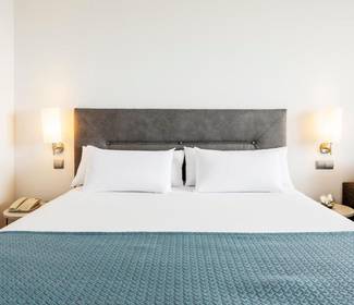 Connected double room Hotel ILUNION Calas de Conil Conil de la Frontera Connected double room Hotel ILUNION Calas de Conil Conil de la Frontera