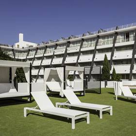 Solarium chill out hotel ilunion islantilla Hotel ILUNION Islantilla Huelva