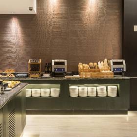 Breakfast buffet ilunion mÁlaga hotel ilunion málaga Breakfast buffet ilunion mÁlaga hotel ilunion málaga