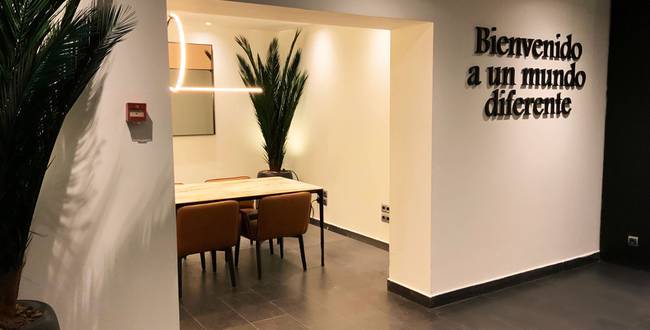 Reception hotel ilunion almirante barcelona Reception hotel ilunion almirante barcelona