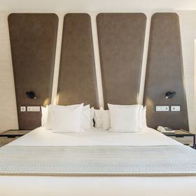 Room hotel ilunion málaga Room hotel ilunion málaga