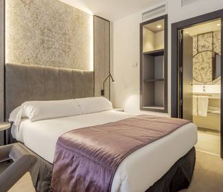 Superior double for individual use Hotel ILUNION Alcora Sevilla Seville