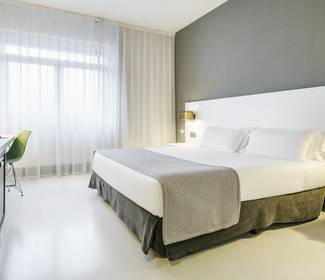 Double room hotel ilunion bilbao Double room hotel ilunion bilbao