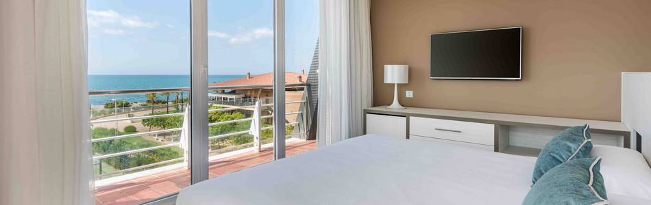 Room ILUNION ISLANTILLA Room ILUNION ISLANTILLA