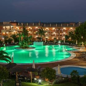 Swimming pool aparthotel ilunion sancti petri cádiz Swimming pool aparthotel ilunion sancti petri cádiz