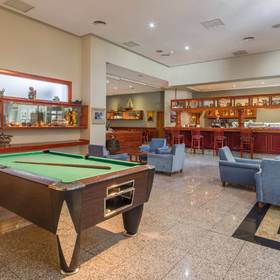 Bar Hotel ILUNION Les Corts Spa Barcelona Bar Hotel ILUNION Les Corts Spa Barcelona