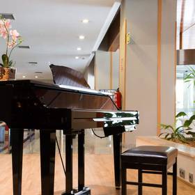 Common areas Hotel ILUNION Les Corts Spa Barcelona Common areas Hotel ILUNION Les Corts Spa Barcelona