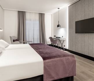 Corporate single room hotel ilunion alcora sevilla seville Corporate single room hotel ilunion alcora sevilla seville