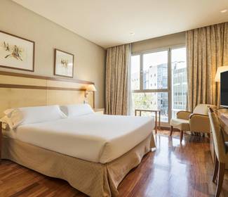 Disabled accessible room Hotel ILUNION Alcalá Norte Madrid