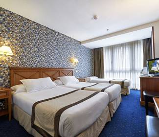 Triple room ( 2adult +1 child) ilunion san sebastián hotel Triple room ( 2adult +1 child) ilunion san sebastián hotel