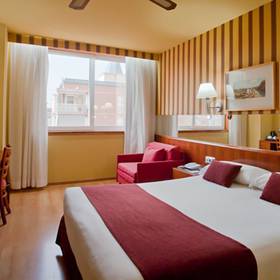 Room Hotel ILUNION Les Corts Spa Barcelona Room Hotel ILUNION Les Corts Spa Barcelona