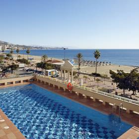 Outdoor swimming pool hotel ilunion fuengirola Outdoor swimming pool hotel ilunion fuengirola