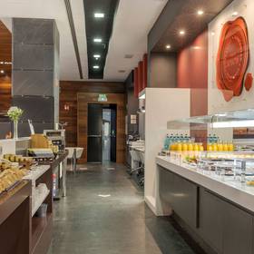 Breakfast hotel ilunion atrium madrid Breakfast hotel ilunion atrium madrid