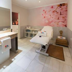 Spa Hotel ILUNION Les Corts Spa Barcelona Spa Hotel ILUNION Les Corts Spa Barcelona