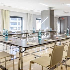 Meeting room ilunion aqua 4 hotel ilunion aqua 4 valencia Meeting room ilunion aqua 4 hotel ilunion aqua 4 valencia