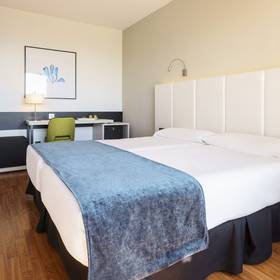 Room Hotel ILUNION Caleta Park S'Agaró Room Hotel ILUNION Caleta Park S'Agaró