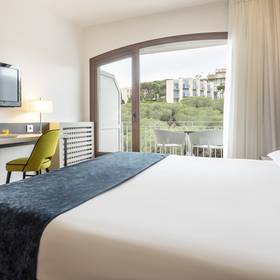 Room ilunion caleta park Hotel ILUNION Caleta Park S'Agaró Room ilunion caleta park Hotel ILUNION Caleta Park S'Agaró