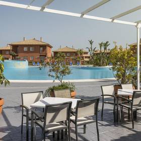Swimming pool aparthotel ilunion sancti petri cádiz Swimming pool aparthotel ilunion sancti petri cádiz