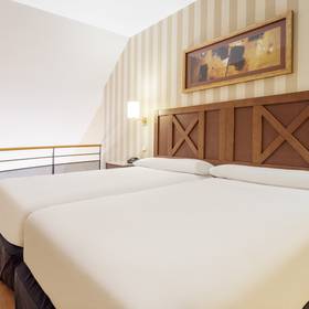 Room Hotel ILUNION Alcora Sevilla Seville Room Hotel ILUNION Alcora Sevilla Seville