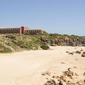 Outdoor swimming pool hotel ilunion calas de conil conil de la frontera Outdoor swimming pool hotel ilunion calas de conil conil de la frontera