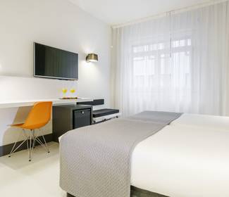 Accesible room hotel ilunion bilbao Accesible room hotel ilunion bilbao