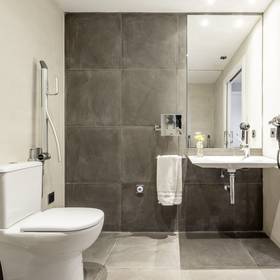 Bathroom ilunion mijas hotel Bathroom ilunion mijas hotel
