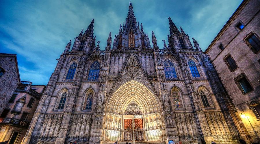 Discover the Cathedral of Barcelona ILUNION Hotels Discover the Cathedral of Barcelona ILUNION Hotels